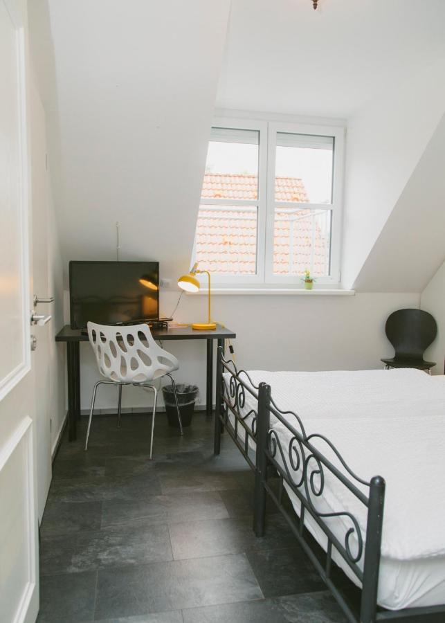 Gaestehaus Vigliarolo Gewerblich Jedes Zimmer Eigenes Bad Gemeinschaftskueche Эльмсхорн Экстерьер фото