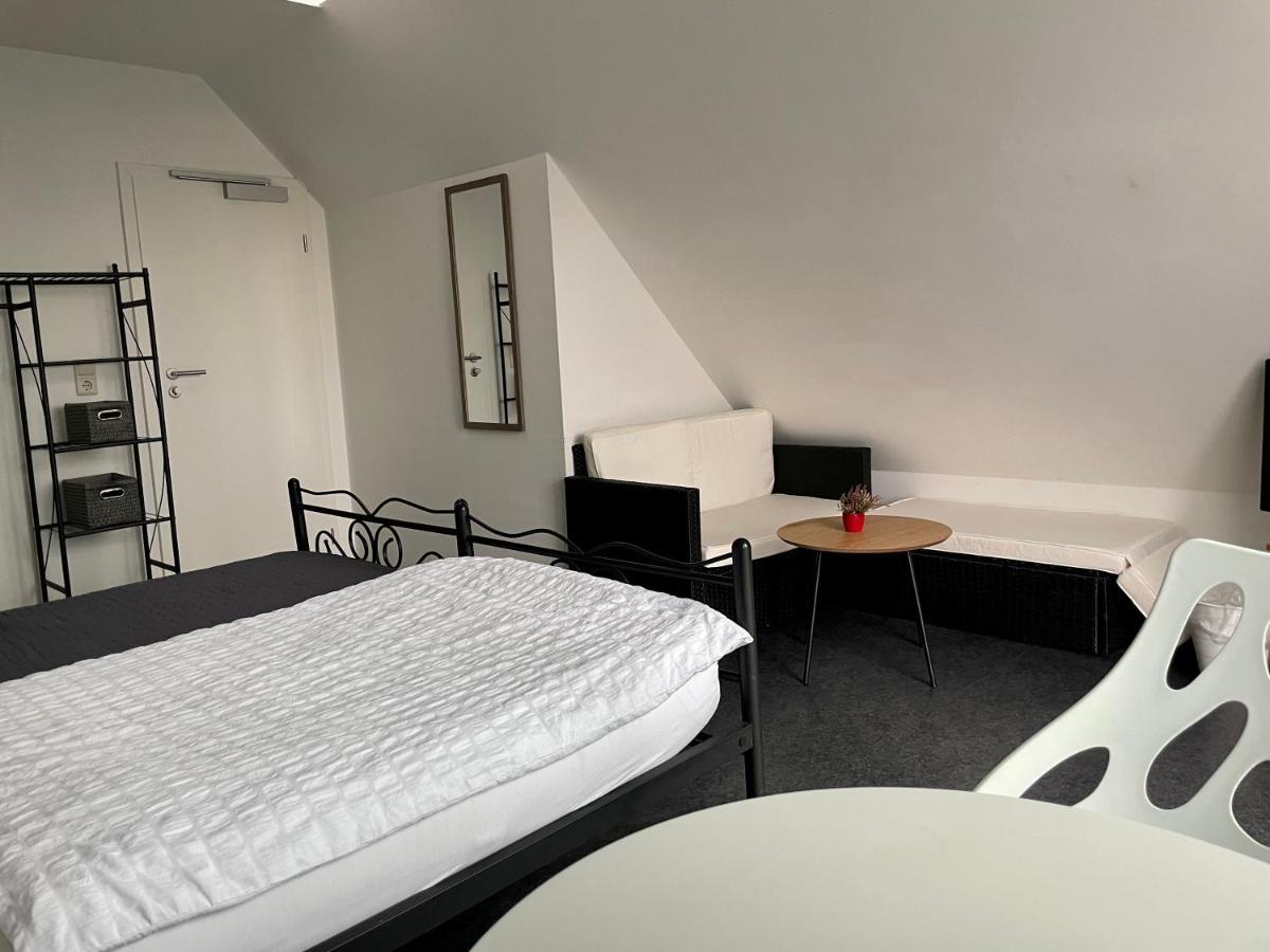 Gaestehaus Vigliarolo Gewerblich Jedes Zimmer Eigenes Bad Gemeinschaftskueche Эльмсхорн Экстерьер фото