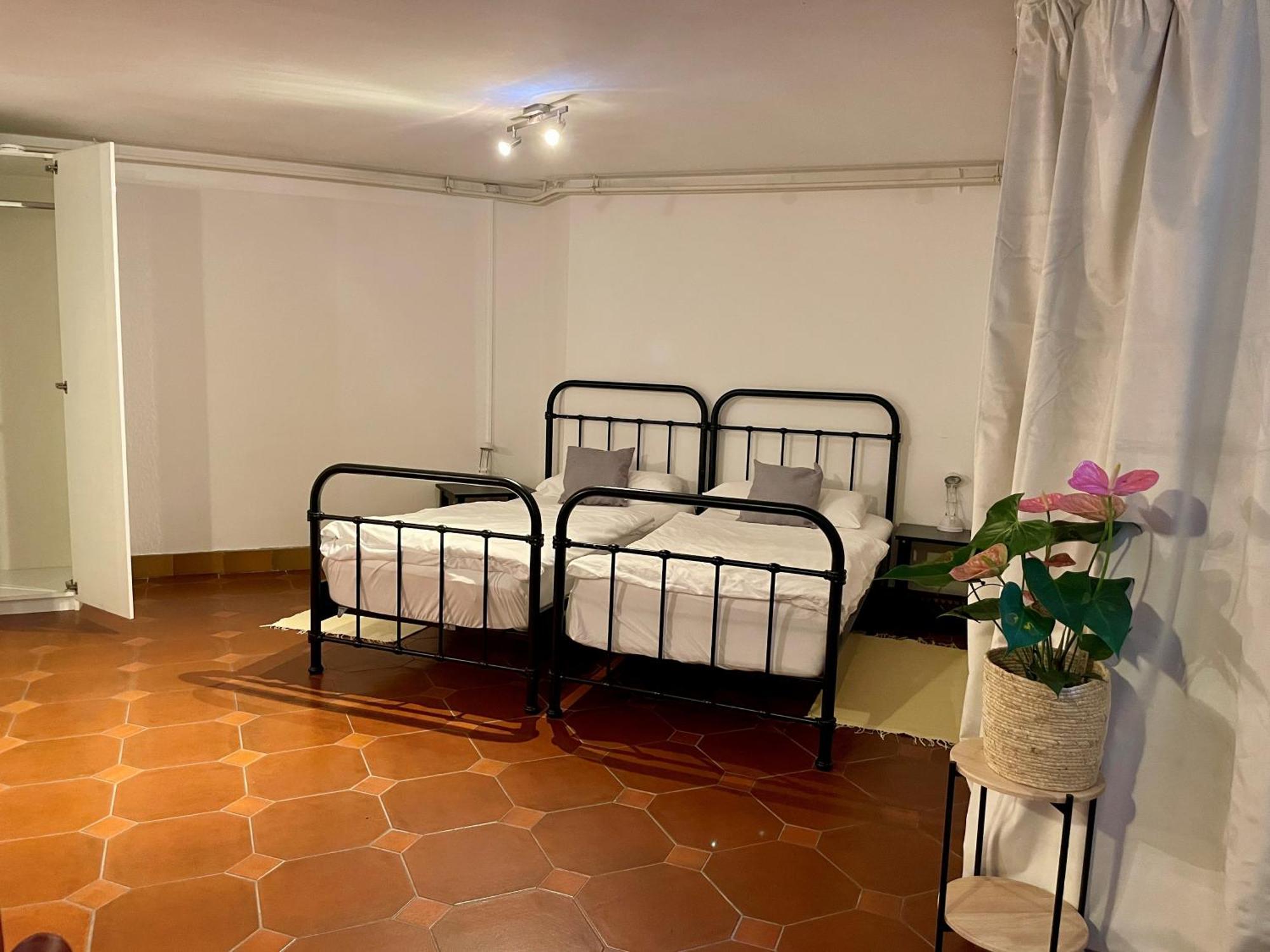 Gaestehaus Vigliarolo Gewerblich Jedes Zimmer Eigenes Bad Gemeinschaftskueche Эльмсхорн Экстерьер фото